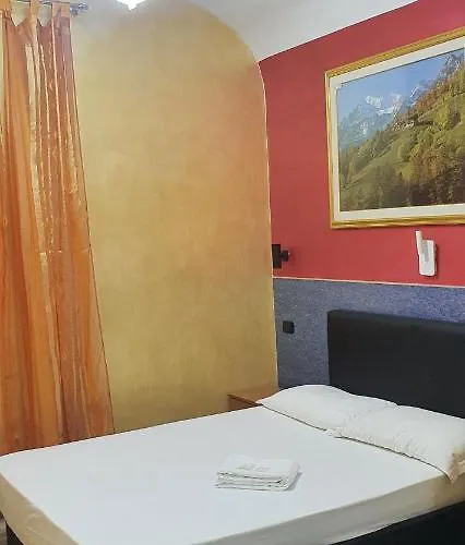 Beking 3* Roma